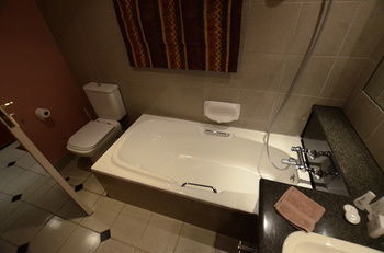 Norscot Manor Guest Lodge Sandton Esterno foto