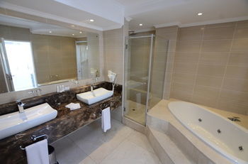 Norscot Manor Guest Lodge Sandton Esterno foto